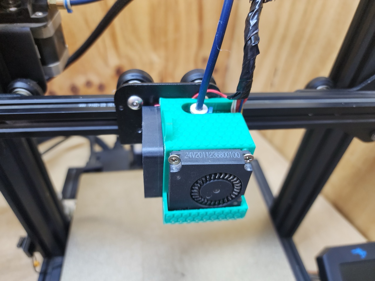 Ventilador de capa y hotend instalado en Ender 3 V2